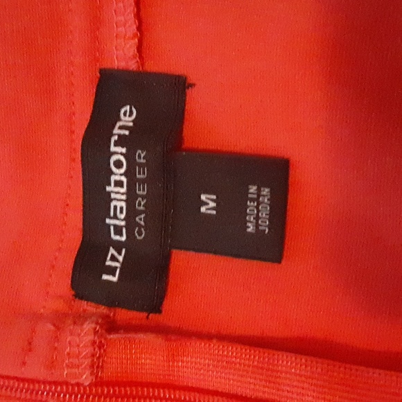 Liz Claiborne Career skirt. Pink or Coral. Size Medium. - Picture 8 of 9